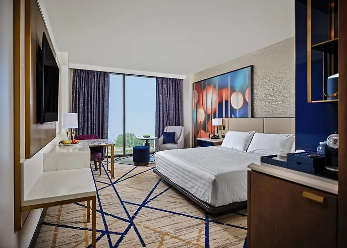 Dog friendly hotels Hard Rock & Casino Ottawa