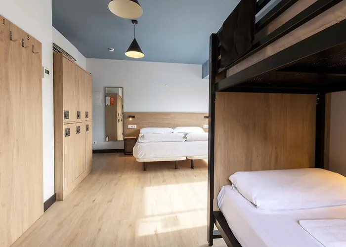 Font Andorra Hostel By Nexta