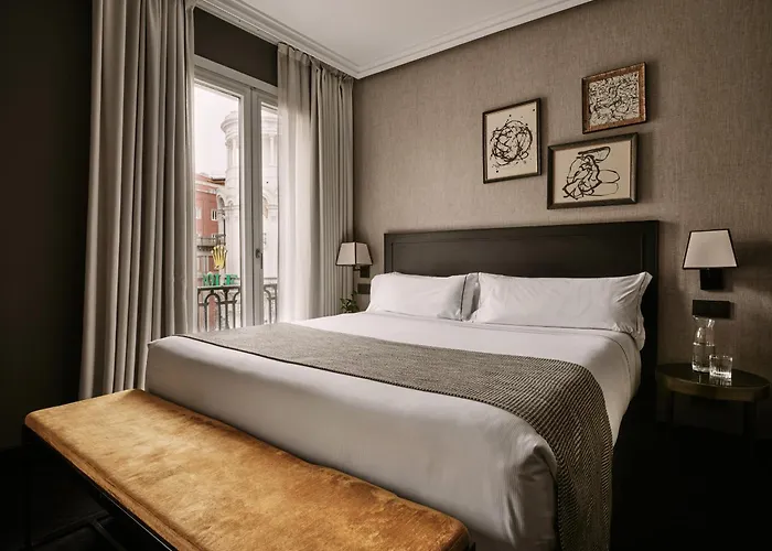 Perros hoteles Principal Madrid, Small Luxury s