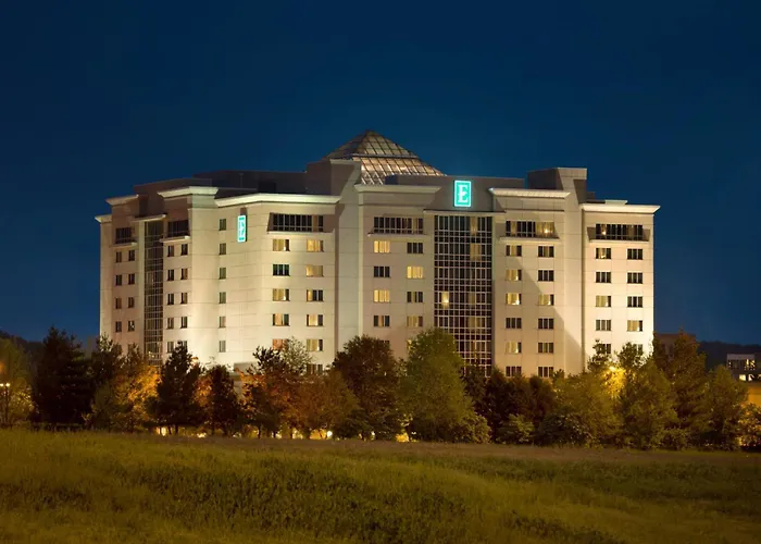Family Hotel: Embassy Suites By Hilton Franklin Cool Spring