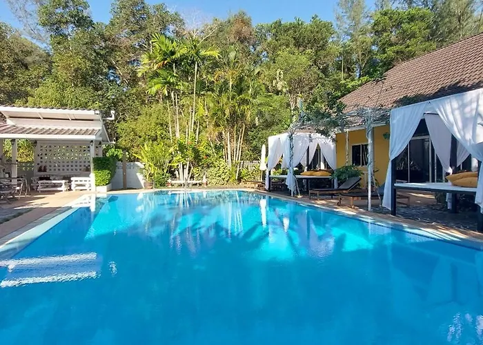 Loma Resort