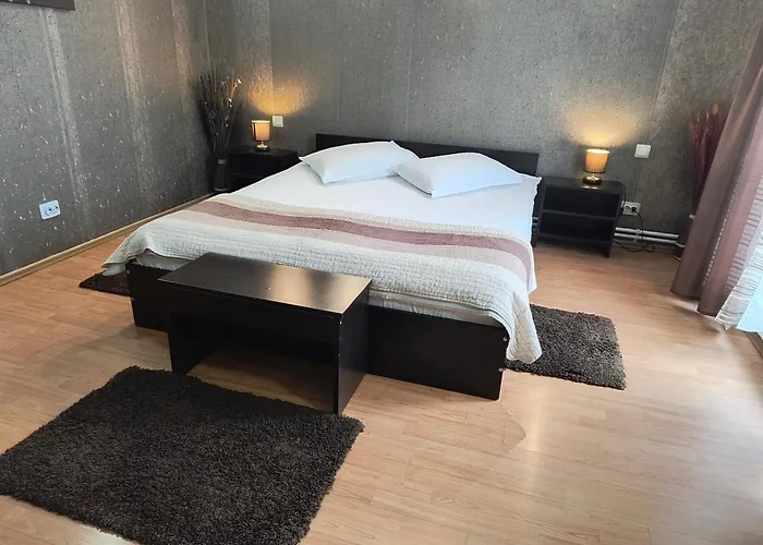 Casa Mais Brasov Guesthouse With Free Parking