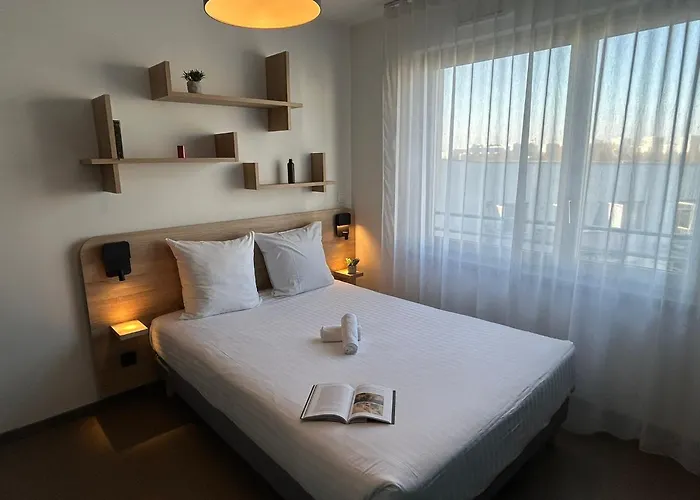 Néméa Appart-Hôtel Elypséo