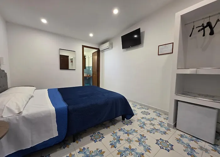  Piccolo Paradiso
