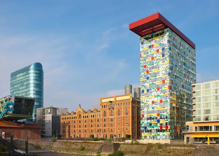 Beach hotel: Innside By Melia Duesseldorf Hafen