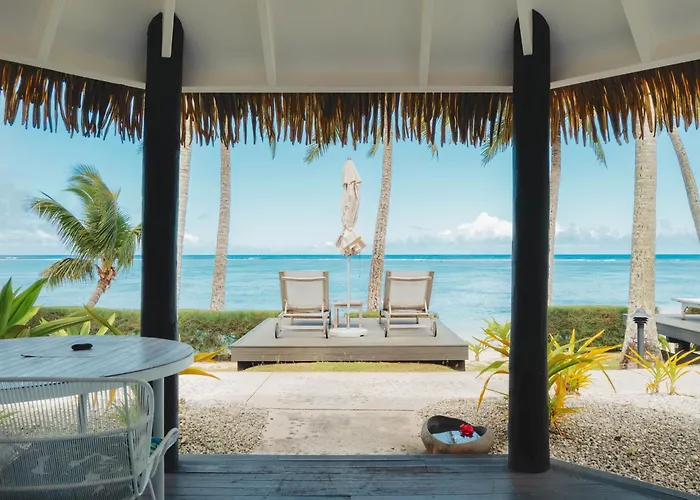Vacation homes Motu Beachfront Art s