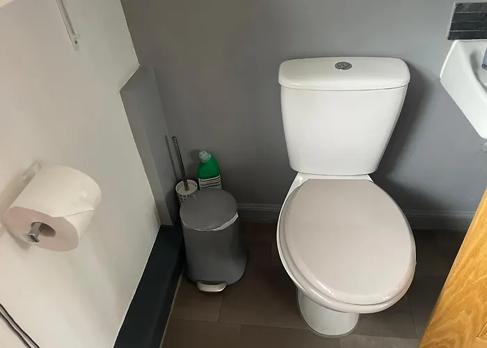 Camaraderie Guest House