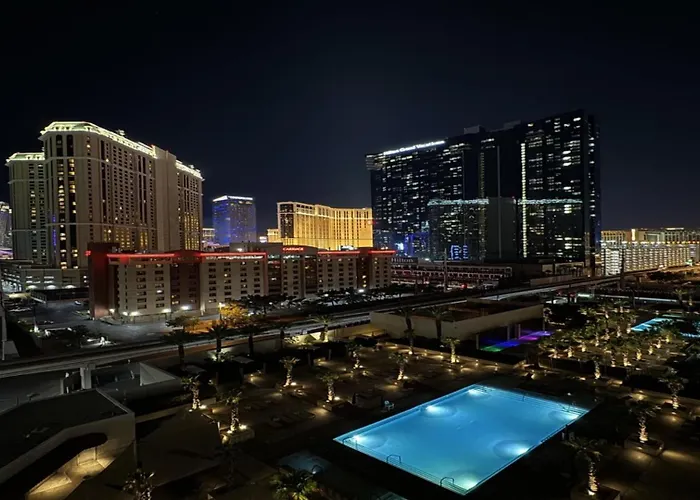 Apart hotel: The Madonna At Mgm Signature