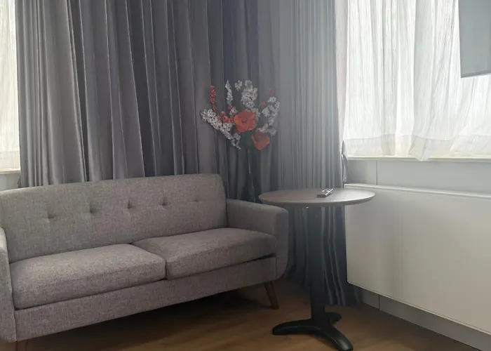 Tung Hotel