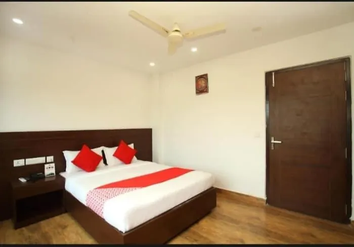 Hotel Aloka Inn