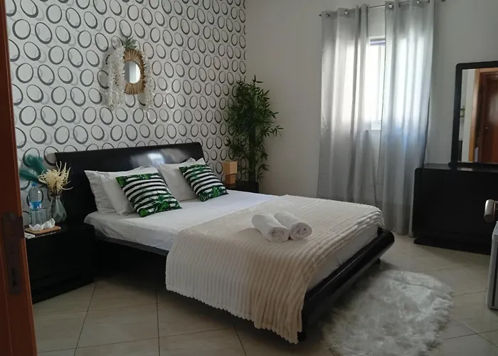 Four Palms Guest House