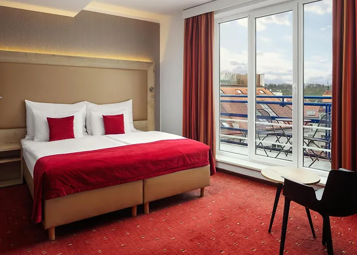 Hotel with view: Astoria Hotel