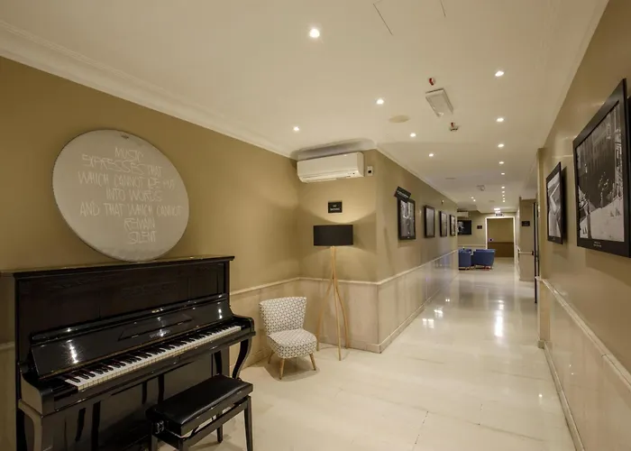 Best Western Hotel Globus