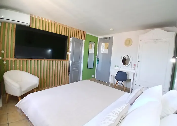 Hotel Quai D'Azur