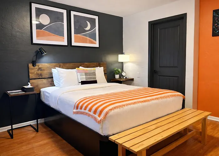 The City Center Motel