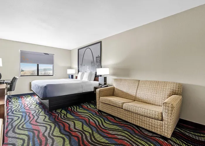Super 8 By Wyndham Farmington