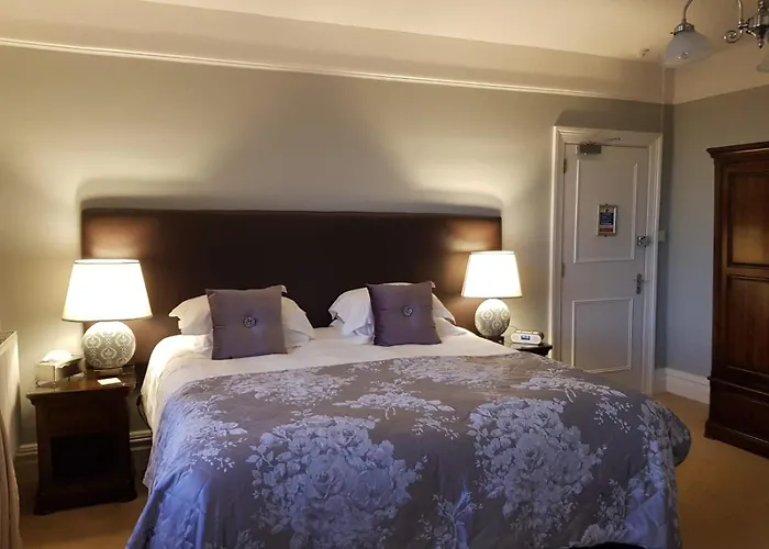 Сity center hotels Somerville House
