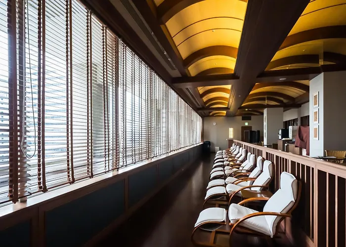 Luxury hotel only: Hotel Monterey La Soeur Osaka