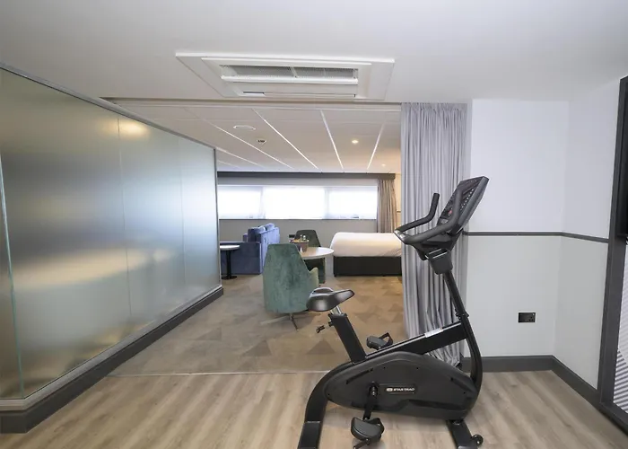 Doubletree By Hilton Building Society Arena