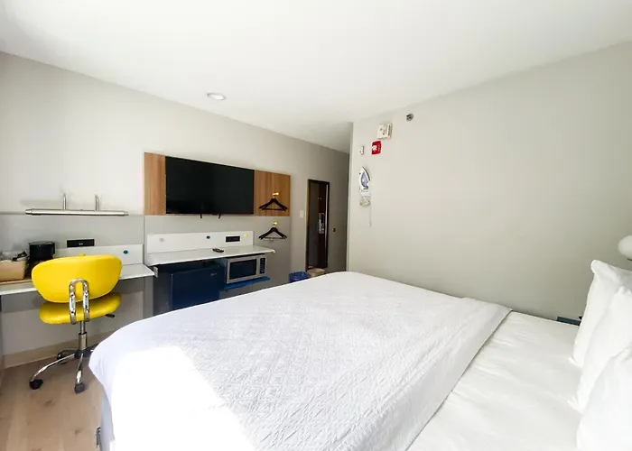 Motel: Microtel Inn & Suites By Wyndham Columbia