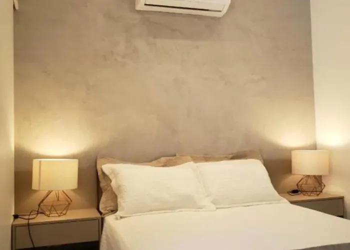 Alojamento com o café da manhã Apenas: Rei dos Mares Suítes by Easy Hotéis