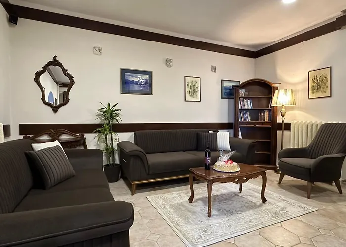 Garni Hotel Pana-Eustahije 253