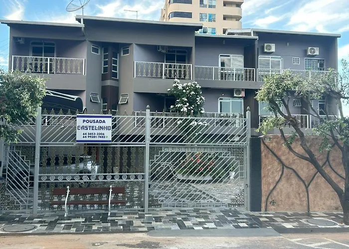 Alojamento com o café da manhã Apenas: Pousada Castelinho