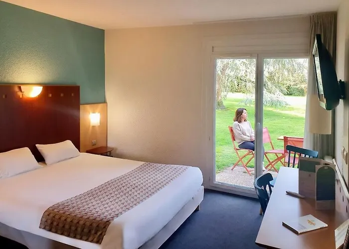 Logis Hotel De La Loire Ancenis - Restaurant Les Bateliers