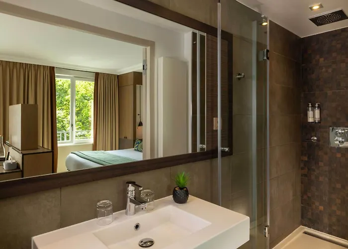 Hotel de luxo Apenas: Hotel Villa Saxe Eiffel