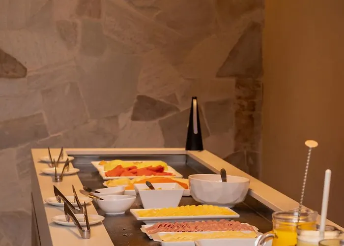 Kennedy Slim Hotel