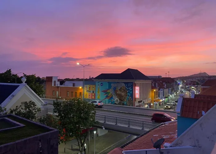 Curacao Suites Hotel