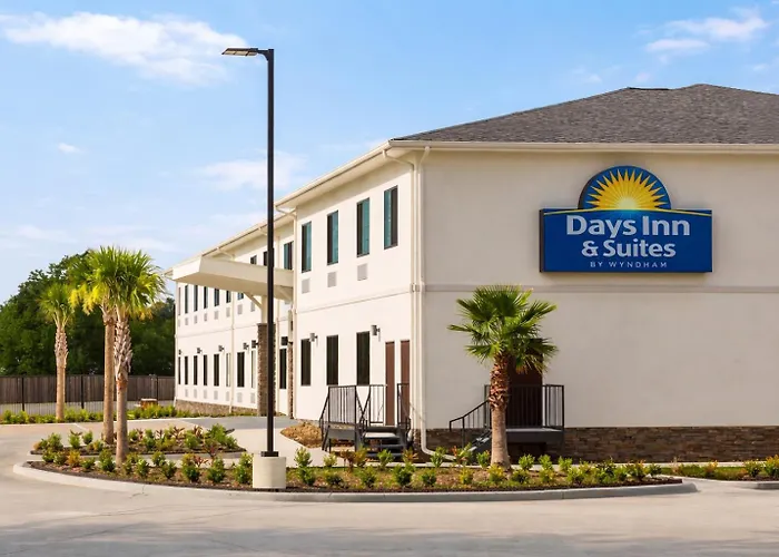 Days Inn & Suites By Wyndham Tomball Houston Nw
