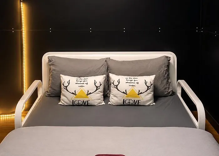 Start House Capsule Airport 5- Min Walk