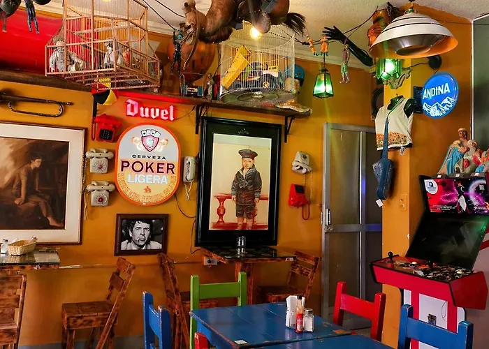 Casa Almarita Hostel Social Bar