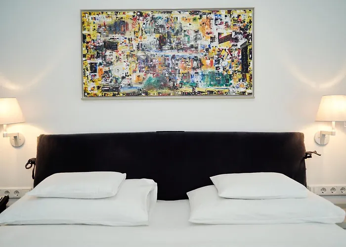 Augarten Art , A Member Of Design s