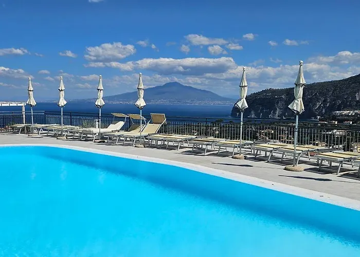 Hotel sulla spiaggia: Hotel Cristina