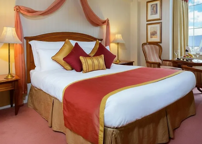 River Island Hotel