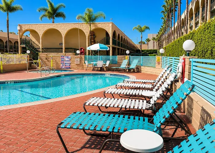 Kings Inn Anaheim At The Park & Convention Center
