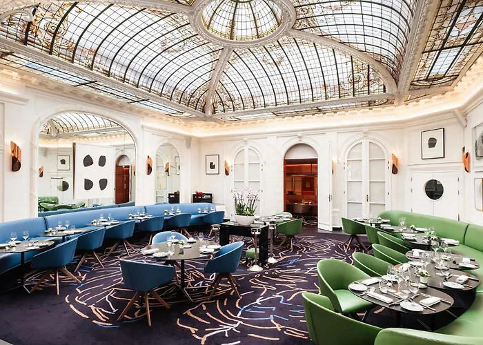 Hotel Vernet Champs Elysees Paris