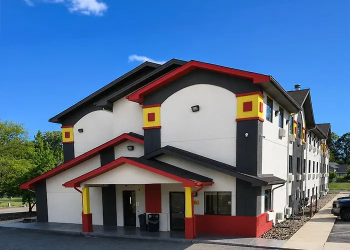 Super 8 By Wyndham Lexington Park/California Area