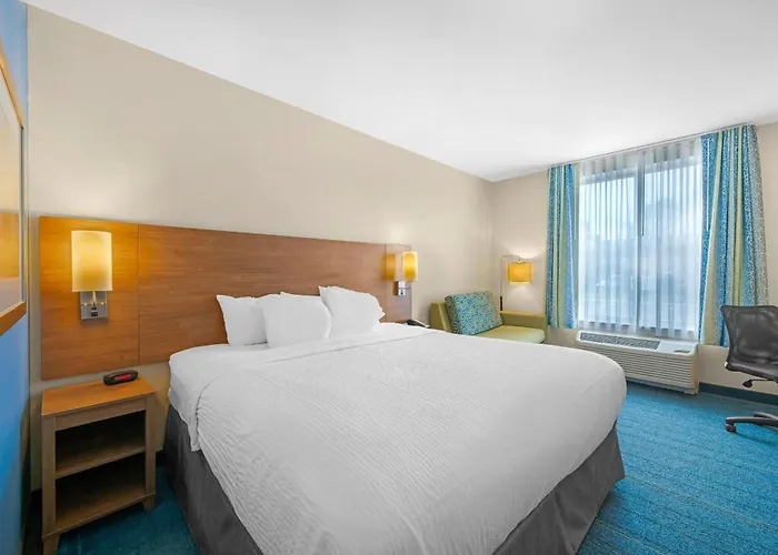 Sleep Inn & Suites Altoona North
