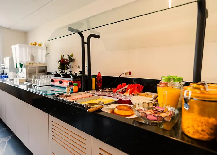 Hotel 3 estrelas: Hotel Oly Plaza