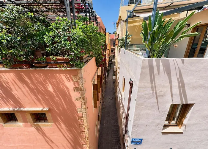 3 star hotels Venetian Palace Chania