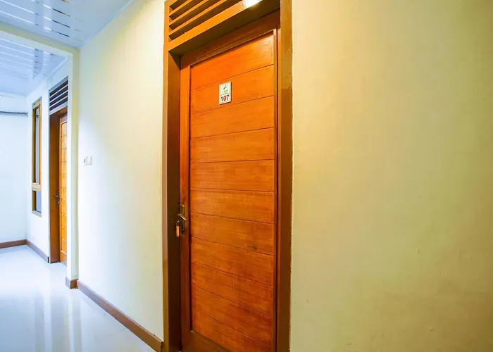Capital O 90643 Suri Guest House Syariah