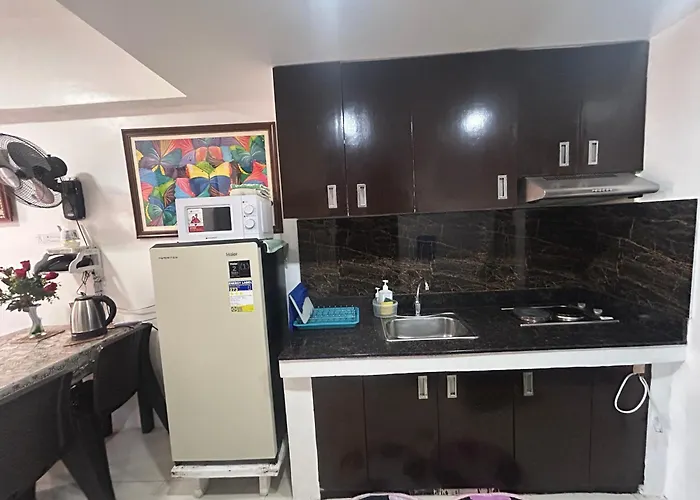 2Br Burnham Hill Condo For 8 -Dot Accredited