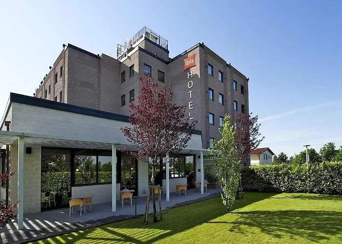 Hotel Ibis Firenze Prato Est