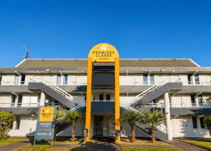 Hôtel avec vue: Première Classe Tarbes - Bastillac
