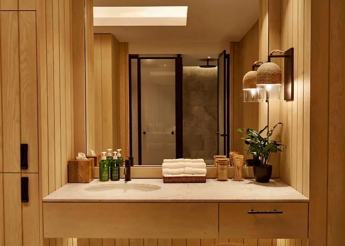  1 Mayfair