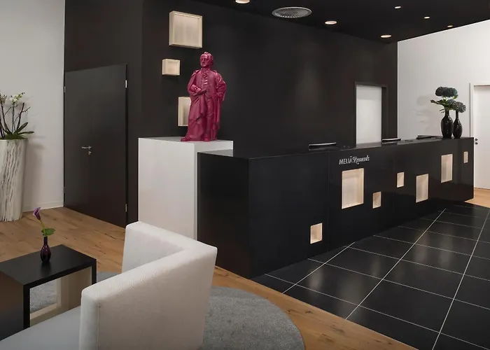 Romantic hotel: Innside By Melia Frankfurt Ostend
