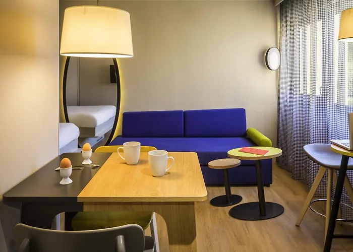 Pet Friendly hotel: Aparthotel Adagio Access Montpellier Centre